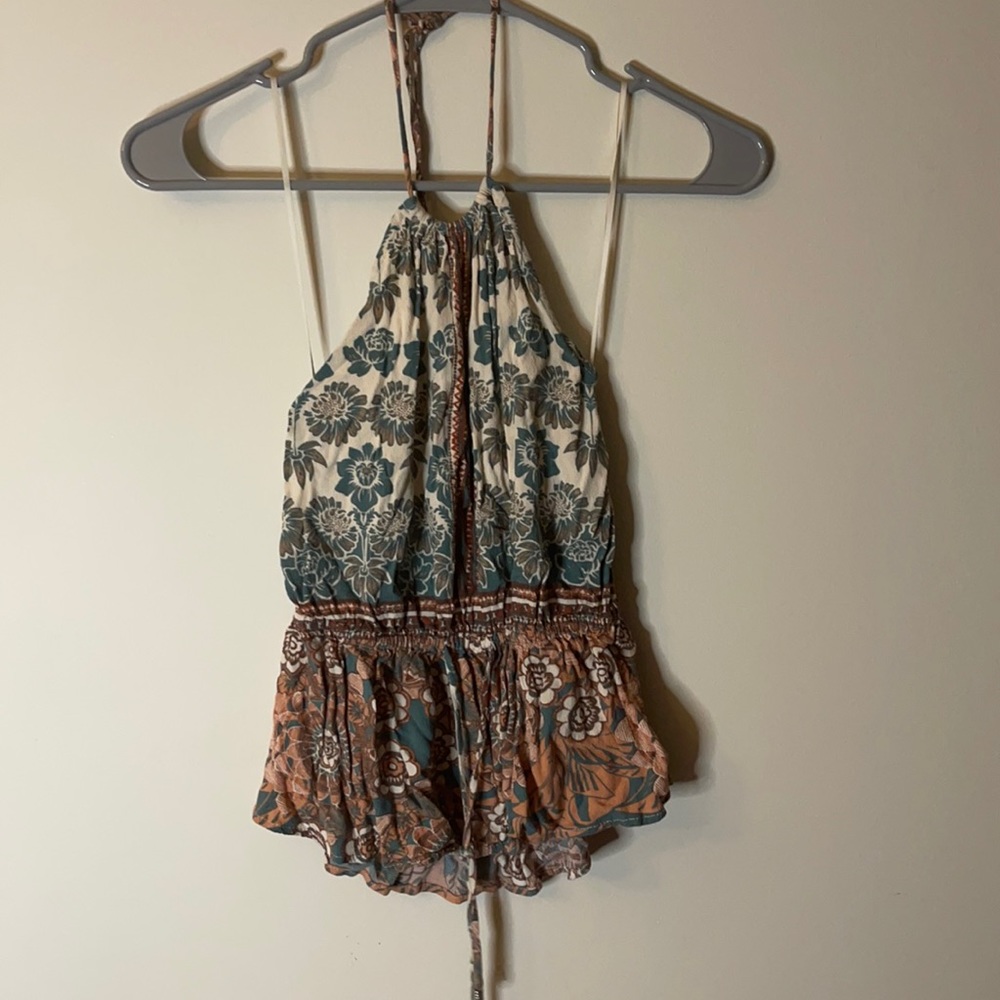 Halter top